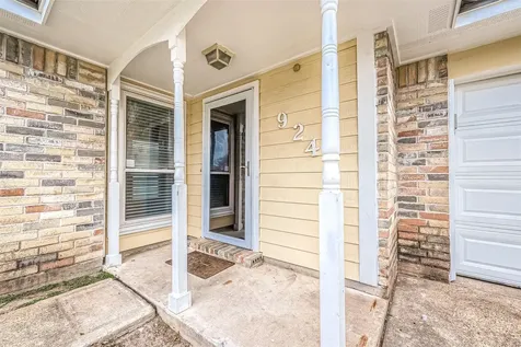 9247 Autumnsong Drive Houston TX 77064