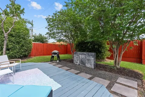 806 Nashua Street Houston TX 77008