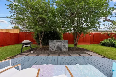 806 Nashua Street Houston TX 77008