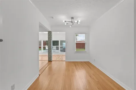 806 Nashua Street Houston TX 77008