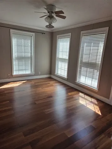 417 W Lewis Street W Conroe TX 77301