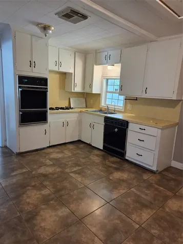 417 W Lewis Street W Conroe TX 77301