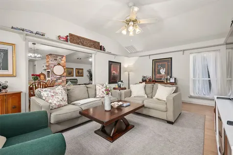 1406 New Orleans Street Deer Park TX 77536