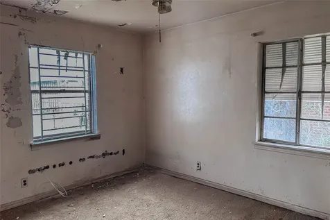 513 Sunnyside Street Houston TX 77076