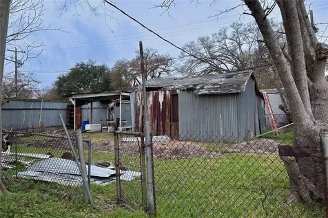 513 Sunnyside Street Houston TX 77076