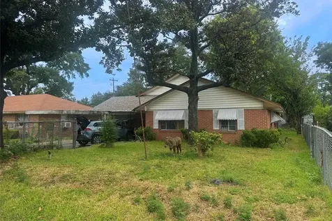 513 Sunnyside Street Houston TX 77076