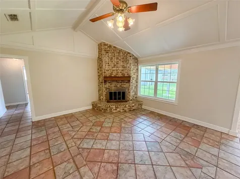 1902 New Orleans Street Deer Park TX 77536