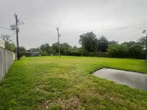 215 Fresa Road Pasadena TX 77502
