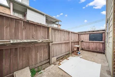 9350 Country Creek Drive 1 Houston TX 77036