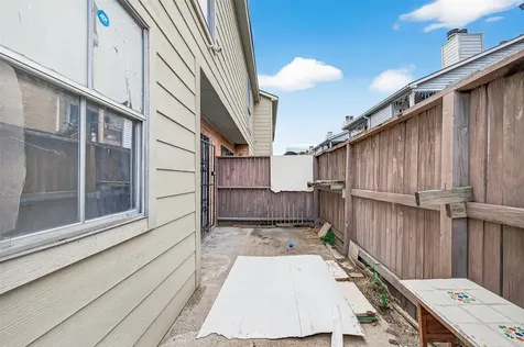 9350 Country Creek Drive 1 Houston TX 77036