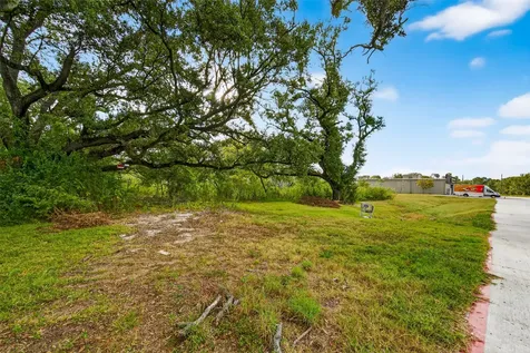 4647 Maggie Street Houston TX 77051