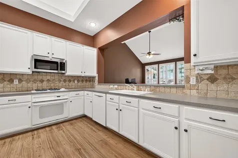 34 Nila Grove Court Conroe TX 77385