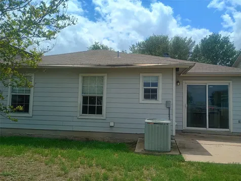 13124 Dearbonne Drive Del Valle TX 78617