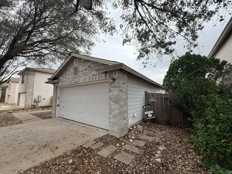 13124 Dearbonne Drive Del Valle TX 78617