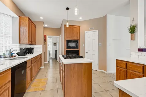 1302 Blackthorne Drive Houston TX 77094