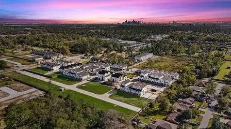 1126 Highland Row Lane Houston TX 77091
