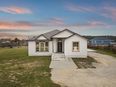 1294 County Road 5100 Cleveland TX 77327