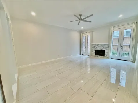 6000 Sugar Hill Drive 2 Houston TX 77057