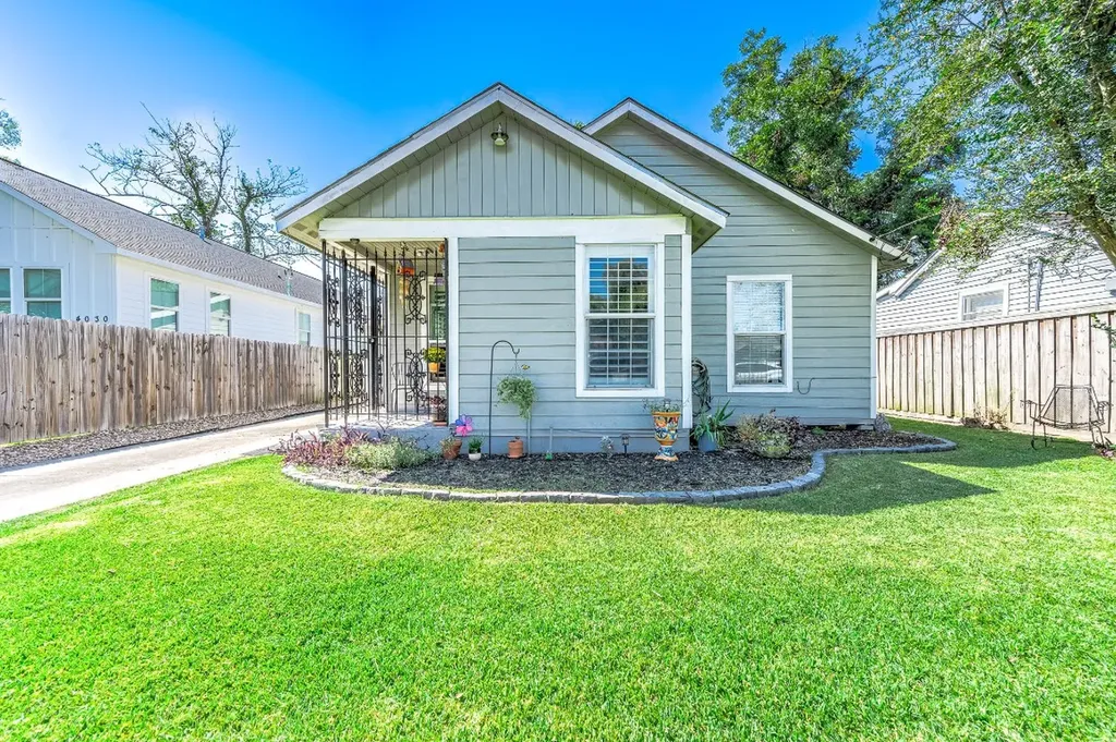 4026 Reid Street Houston TX 77026
