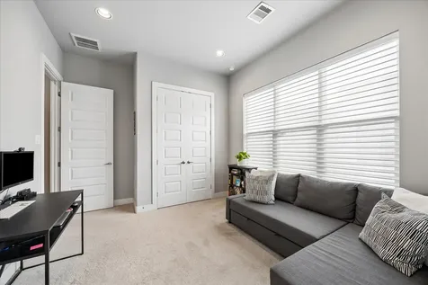 2410 Couch Street Houston TX 77008