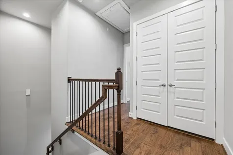 2410 Couch Street Houston TX 77008
