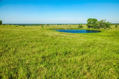 5005 Fuchs Road Burton TX 77835