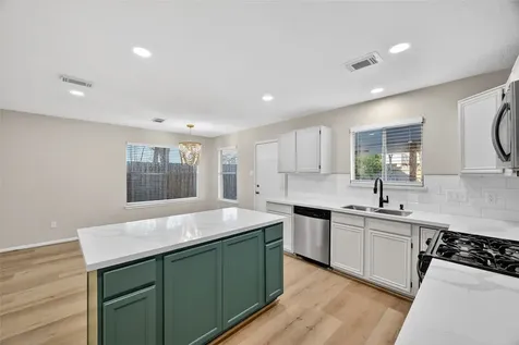 15819 Contender Lane Friendswood TX 77546