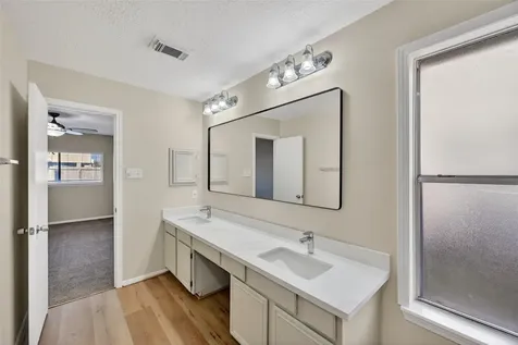 15819 Contender Lane Friendswood TX 77546