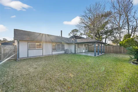 15819 Contender Lane Friendswood TX 77546
