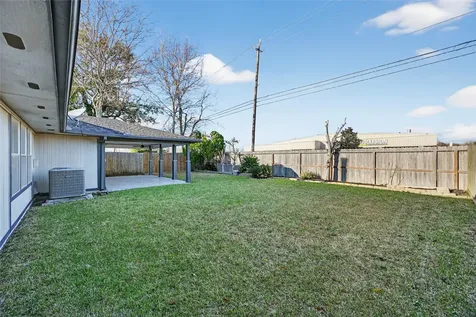 15819 Contender Lane Friendswood TX 77546