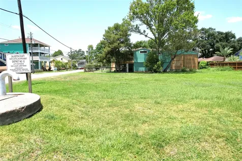 524 Clear Lake Road Clear Lake Shores TX 77565