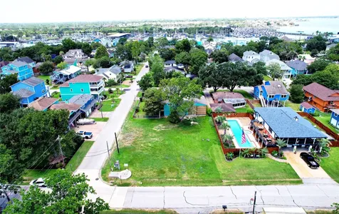 524 Clear Lake Road Clear Lake Shores TX 77565