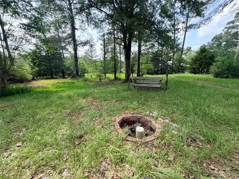 345 Private Road 8512 Warren TX 77624
