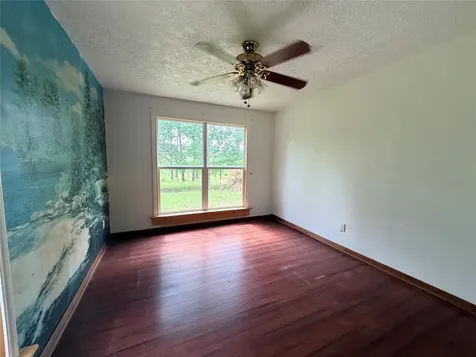 345 Private Road 8512 Warren TX 77624