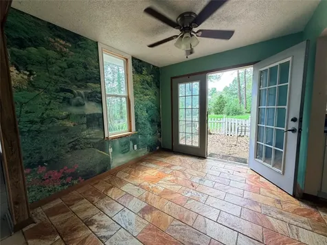 345 Private Road 8512 Warren TX 77624