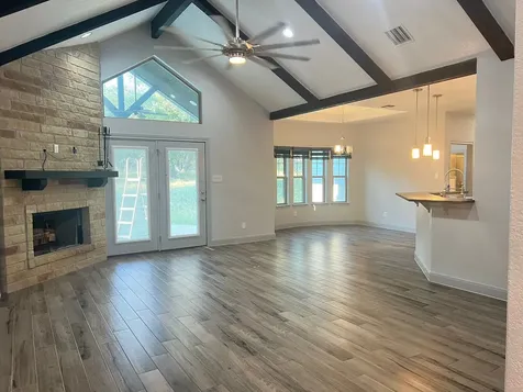 114 County Road 6863 Natalia TX 78059