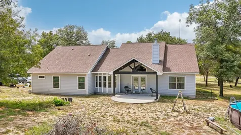 114 County Road 6863 Natalia TX 78059