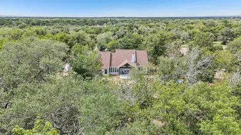 114 County Road 6863 Natalia TX 78059