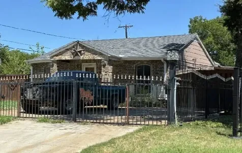 3701 Forbes Street Fort Worth TX 76105
