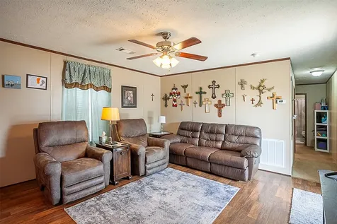 5117 S 15th Avenue Sabine Pass TX 77655