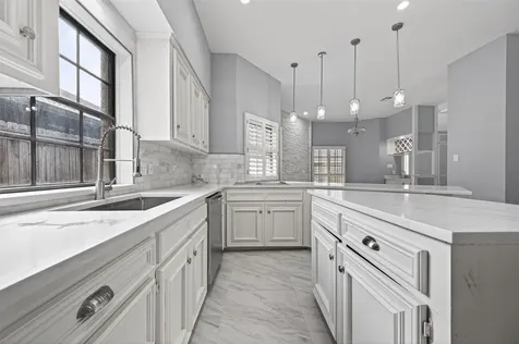 206 Mill Trail Drive Sugar Land TX 77498