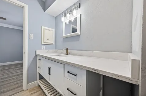 206 Mill Trail Drive Sugar Land TX 77498