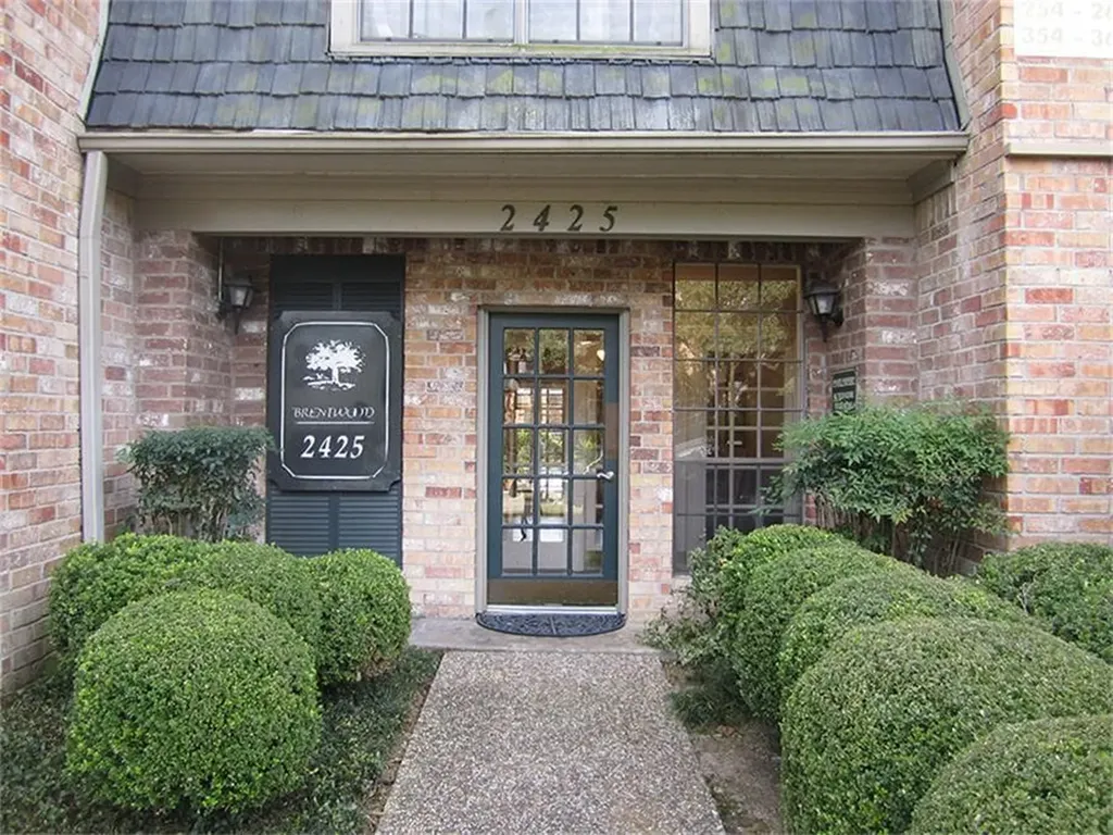 2425 Underwood Street 350 Houston TX 77030