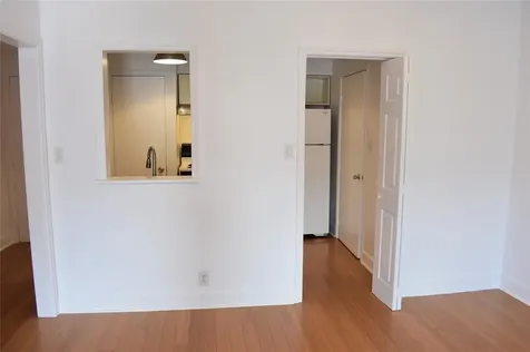 2425 Underwood Street 350 Houston TX 77030