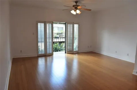 2425 Underwood Street 350 Houston TX 77030