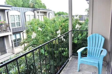 2425 Underwood Street 350 Houston TX 77030