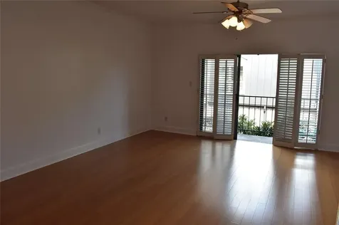 2425 Underwood Street 350 Houston TX 77030