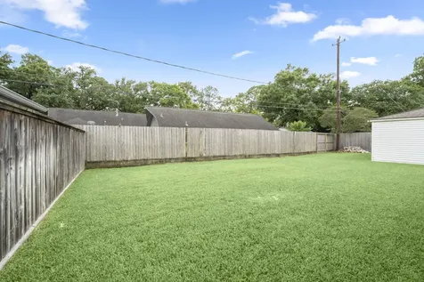10715 Chevy Chase Drive Houston TX 77042