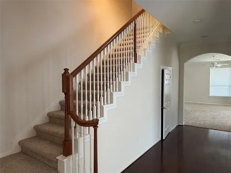 27 Yacht Harbor Montgomery TX 77356