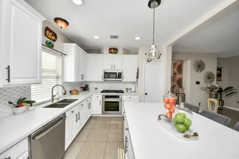 10803 Shannon Mills Lane Houston TX 77075